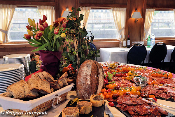 Bordeaux buffet Basque des croisières Marco Polo | Photo Bernard Tocheport