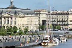 Le SINBAD au ponton d'honneur -  photo 33-bordeaux.com