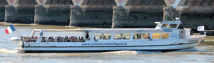 Bateau de croisières UNESCO Aquitania