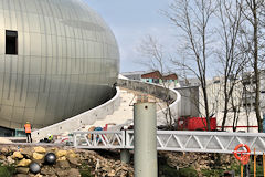 Cité du Vin à Bordeaux : accès au ponton sur la Garonne |  photo 33-bordeaux.com