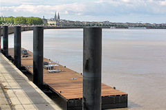 Construction du ponton d'honneur -  photo 33-bordeaux.com