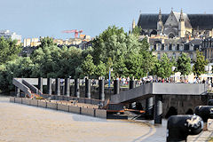 Construction du ponton d'honneur -  photo 33-bordeaux.com