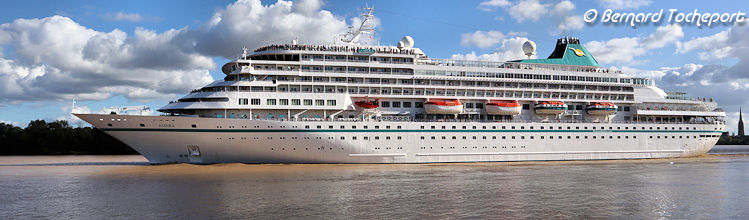 AMERA navire de croisières au départ de Bordeaux | Photo Bernard Tocheport