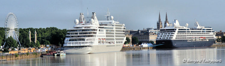 Navires de croisière Siver Moon et Azamara Journey à Bordeaux | Photo Bernard Tocheport