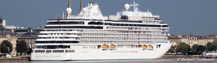 Seven Seas Splendornavire de croisières à Bordeaux | Photo Bernard Tocheport