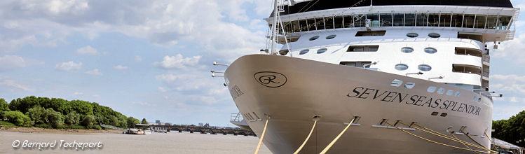 Seven Seas Splendornavire de croisières à Bordeaux | Photo Bernard Tocheport