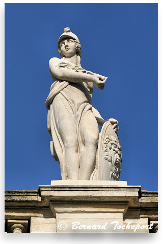 Minerve Déesse de la Sagesse et de la Guerre : 33-bordeaux.com