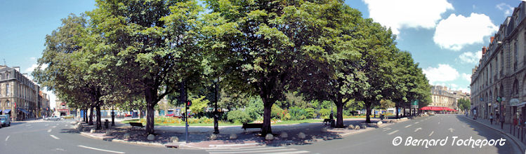 Photo panoramique de la place Gambetta de Bordeaux | 33-bordeaux.com