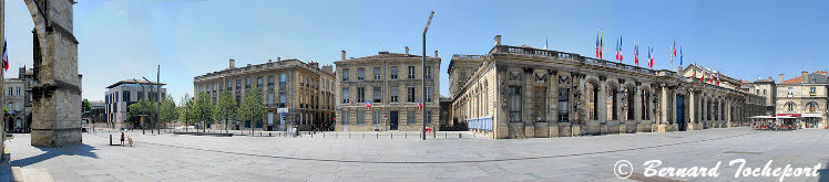 Photo panoramique Bordeaux place Pey Berland