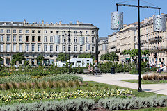 Le jardin des lumières et la place Jean Jaurès | 33-bordeaux.com