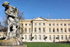 Bordeaux : Nymphe de Diane et façade Palais Rohan | photo 33-bordeaux.com