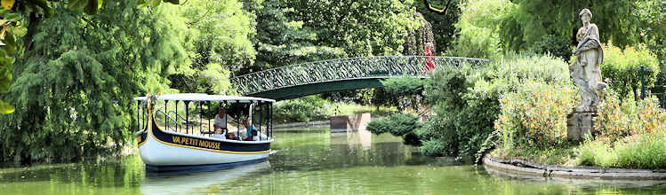Le Va Petit Mousse navigue sur la rivière du  jardin public de Bordeaux | Photo Bernard Tocheport