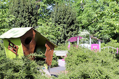 Cabane et jeux d'enfants au parc Bordelais | Photo Bernard Tocheport