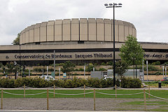 Bordeaux : le parc des Sports face au Conservatoire Jacques Thibaud