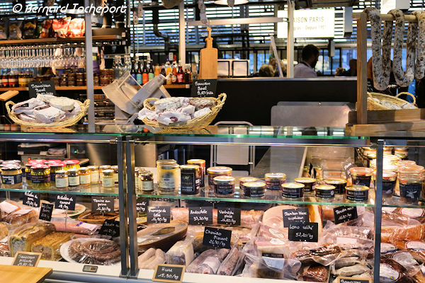 Charcuterie dans les Halles de Bacalan à Bordeaux | Photo Bernard Tocheport