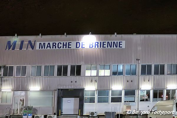 M.I.N Marché de Brienne à Bordeaux la nuit | 33-bordeaux.com