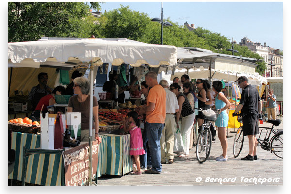 marché des Chartrons à Bordeaux  | 33-bordeaux.com