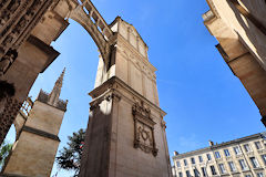 Cathédrale Saint André vue sur la place Pey Berland | Photo Bernard Tocheport