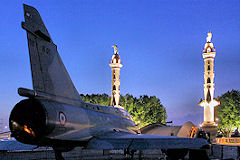 Colonnes ROSTRALES lors du centenaire de l'aviation | 33-bordeaux.com