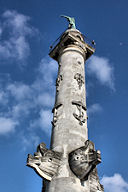 Vue d'une colonnes ROSTRALE | 33-bordeaux.com
