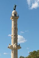 Colonne rostrale restaurée en 2015 | 33-bordeaux.com