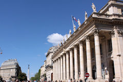 Bordeaux Grand Théâtre place de la comédie depuis les allées de Tourny | Photo Bernard Tocheport