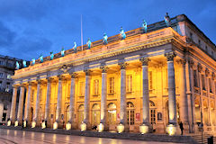 Eclairage du Grand Théâtre Opéra de Bordeaux | photo 33-bordeaux.com