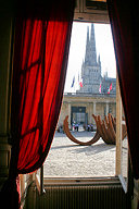 Vision sur la Cathédrale depuis un salon du Palais Rohan