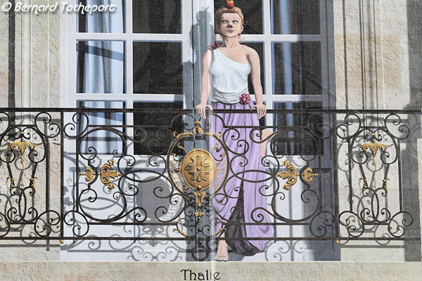 Bordeaux représentation de Thalie au balcon de la bourse | Photo Bernard Tocheport