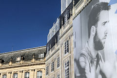 Bordeaux palais de la bourse avec trompe l'oeil et publicité | Photo Bernard Tocheport