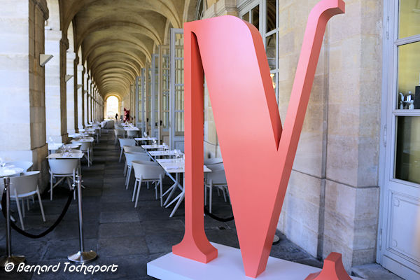 Bordeaux Le quatrième Mur restaurant arcades du Grand Théâtre  place de la comédie | Photo Bernard Tocheport