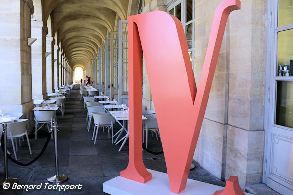 Bordeaux Le quatrième Mur restaurant arcades du Grand Théâtre  place de la comédie | Photo Bernard Tocheport