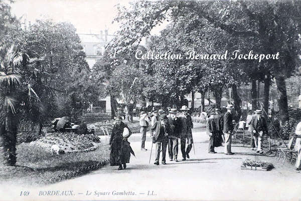 Début des années 1900 promenade au Square Gambetta à Bordeaux | Collection Bernard Tocheport