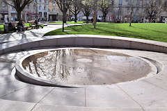 Bordeaux fontaine de la place Gambetta en période hivernale | Photo Bernard Tocheport