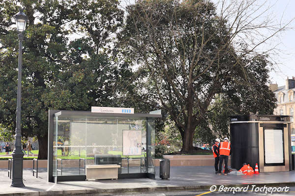 arret de bus place gambetta bordeaux