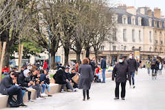Bordeaux affluence du samedi place Gambetta | Photo Bernard Tocheport