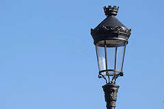 Bordeaux lampadaire classique éclairage à leds de la place Gambetta | Photo Bernard Tocheport