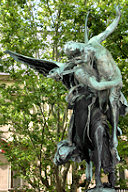 Bordeaux la gloire et le soldat statue Gloria Victis place Jean Moulin | Photo Bernard Tocheport