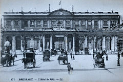 Ancienne carte Postale place Pey Berland Bordeaux