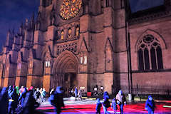 Bordeaux vidéo mapping de Noël sur la cathédrale | Photo Bernard Tocheport 