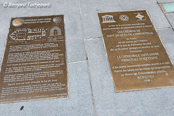Bordeaux plaques informatives Cathédrale Saint André | Photo Bernard Tocheport 
