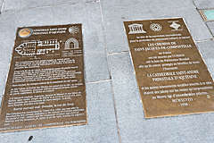 Bordeaux plaques informatives Cathédrale Saint André | Photo Bernard Tocheport 