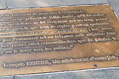 Bordeaux citation de François Mauriac place Pey Berland | Photo Bernard Tocheport 