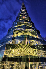 Bordeaux reflets cathédrale dans le sapin de verre | Photo Bernard Tocheport 