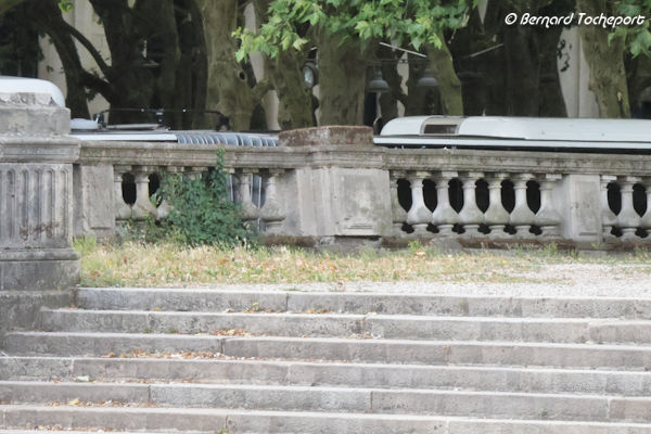 Repères pour la balustrade penchée des Quinconces | Photo Bernard Tocheport