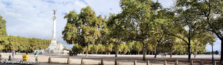 Bordeaux place des Quinconces et colonne des Girondins | Photo Bernard Tocheport