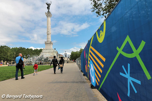 Place des Quinconces Fan Zone de l'Euro 2016 devant la colonne des Girondins | Photo 33-bordeaux.com