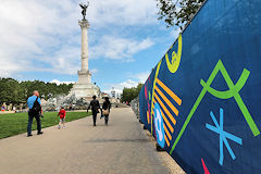 Place des Quinconces Fan Zone de l'Euro 2016 devant la colonne des Girondins | Photo 33-bordeaux.com