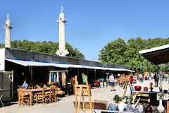 Bordeaux la Foire aux Jambons sur la Place des Quinconces | Photo Bernard Tocheport