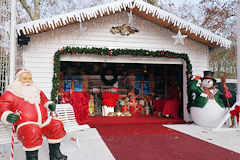 Bordeaux chalet du père Noël place des Quinconces | Photo Bernard Tocheport